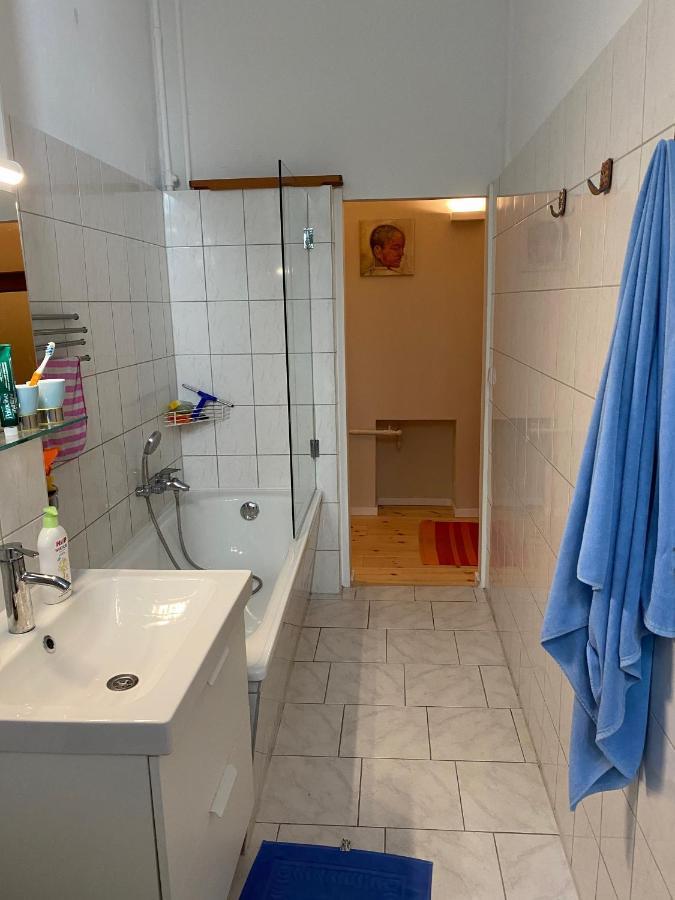 Fewo Gruene Mommsenstrasse - Bei Becker Klingeln Apartment Берлин Екстериор снимка
